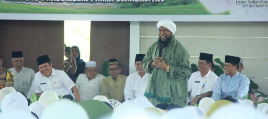 Tabligh Akbar Dalam Rangka Hari Jadi Ke-18 Kota Prabumulih di Pendopoan Rumah Dinas Walikota Prabumulih
