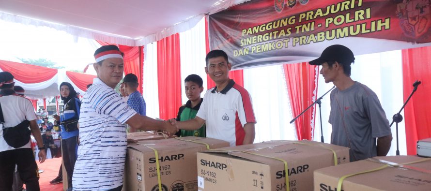 Senam dan Olahraga bersama TNI-PORLI dalam rangka menyambut peringatan hari Sumpah Pemuda