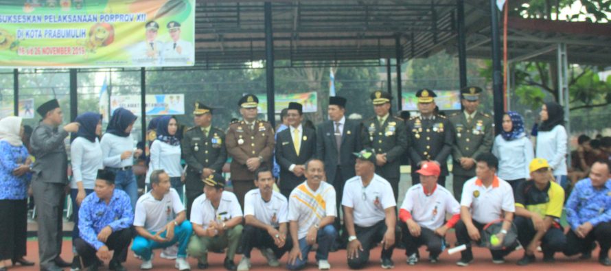 CABANG BOLA TANGAN DI LAPANGAN PEMKOT PRABUMULIH.