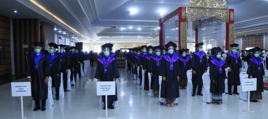 Wisuda Sarjana Ke-16 STIE, STIT dan STMIK