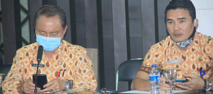 Vidcon Dialog Khusus Tentang Rencana Undang-Undang Cipta Kerja di Ruang Rapat Lt.I Pemerintah Kota Prabumulih