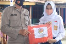 Peresmian Bedah Rumah, Penyerahan Bantuan Sembako dan Alat Tulis Pelajar