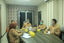 RAPAT KOORDINASI HIGH LEVEL MEETING (HLM) TIM PENGENDALIAN INFLASI DAERAH (TPID) SE-SUMATERA SELATAN SECARA VIRTUAL DI RUANG RAPAT KOMINFO Lt.2 PEMERINTAH KOTA PRABUMULIH
