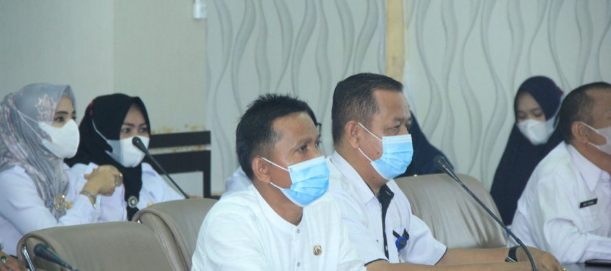 Rapat Penyederhanaan Birokrasi pada Jabatan Administrasi menjadi Jabatan Fungsional pada Perangkat Daerah Kota Prabumulih di Ruang Rapat Lt.1 Kota Prabumulih.