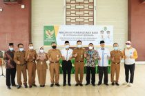 Walikota Prabumulih Ir. H . Ridho Yahya, MM Menyalurkan Dana Zakat / Infaq Kepada Masyarakat Prabumulih