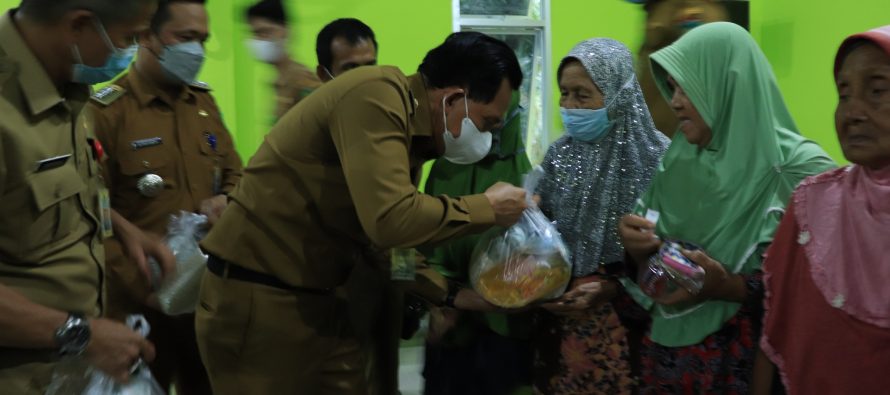 Walikota Hadiri Operasi Pasar Murah di Kecamatan RKT