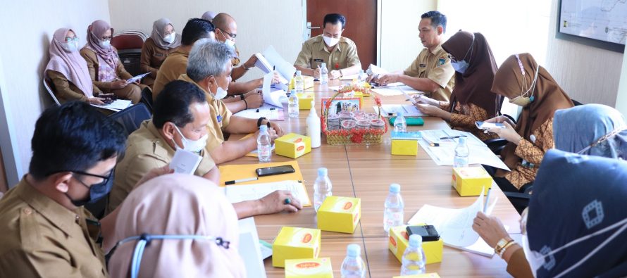 SEKDA PIMPIN RAPAT TKKSD 2022