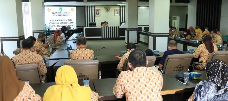 Terima Kunjungan dan Sosialisasi Menu Layanan RSUP Dr. Mohammad Hoesin Palembang.