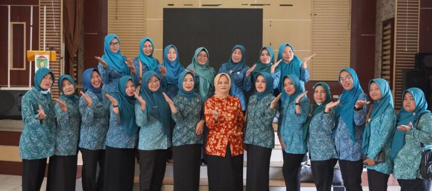 Acara Pertemuan dan Silaturahmi Pengurus TP PKK Kota dan Dharma Wanita Persatuan Prabumulih