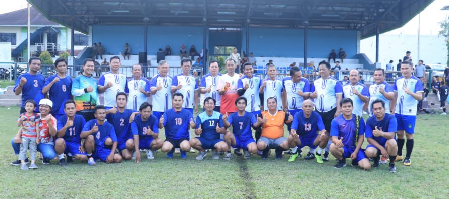 Pertandingan Sepak Bola Persahabatan dalam rangka Silaturahmi antara Pemerintah Kota Prabumulih dengan BRI KC Prabumulih dan Ikatan Wartawan Prabumulih