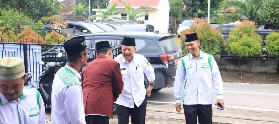 Acara Diskusi dan Bedah Buku Yang Dilaksanakan oleh IKADI Kota Prabumulih di Gedung Anugerah Prabujaya Kota Prabumulih.