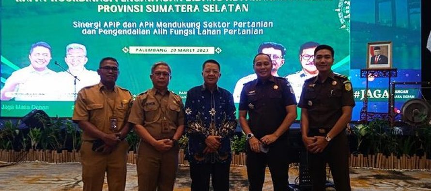 Asisten II Pemerintah Kota Prabumulih , Drs H Muhammad Ali MSi Hadiri Rapat Koordinasi Pengawasan di Bidang Ketahanan Pangan di Hotel Santika Palembang.