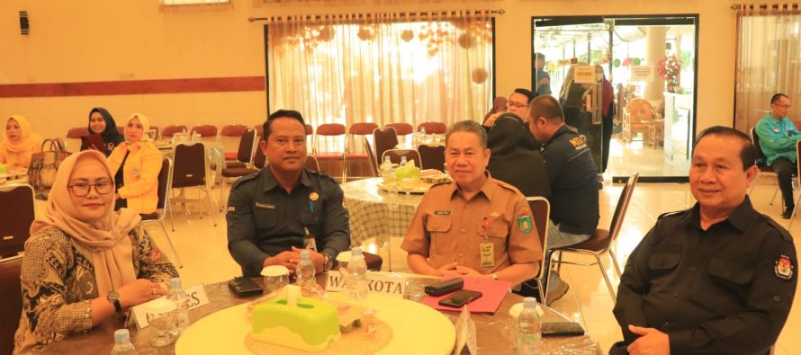 Asisten III Bagian Administrasi dan Umum Kota Prabumulih Drs.Amilton Membuka Kegiatan Sosialisasi Daerah Pemilihan dan Alokasi Kursi Anggota Anggota DPRD Kabupaten/kota dalam Pemilihan Umum Tahun 2024