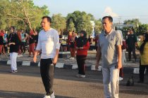 Walikota Prabumulih dan Wakil Walikota Prabumulih Membersamai Senam Pagi Mingguan di Lapangan Pemerintah Kota Prabumulih