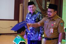 Staf Ahli Walikota bidang Ekonomi dan Pembangunan, Mulyadi Karoman, S.Pd, Hadiri Acara Pelepasan Anak-anak Raudhatul Athfal (RA) Kota Prabumulih Tahun 2022-2023