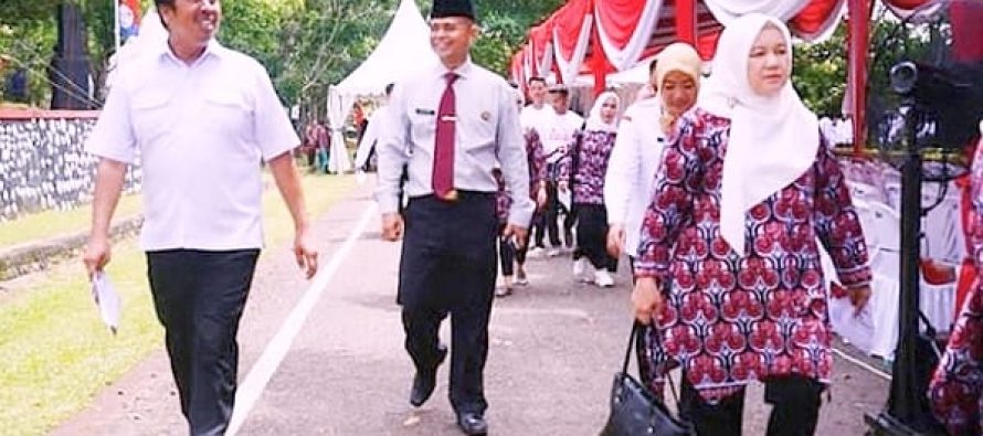 Peringatan Puncak Harganas Ke-30 Tahun 2023 Sekaligus Penyematan Tanda Kehormatan Satyalencana Wira Karya