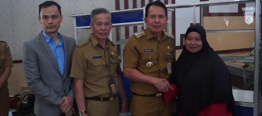 PENYERAHAN BANTUAN SARANA DISTRIBUSI PERDAGANGAN