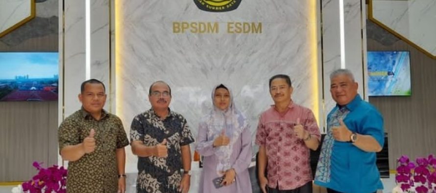 Staf ahli Walikota Prabumulih Bidang Ekonomi, Keuangan, dan Pembangunan Pemerintah Kota Prabumulih Mulyadi Karoman. S. Pd. M. Si mengunjungi Badan Pengembangan Sumber Daya Manusia (BPSDM) Kementerian Energi dan Sumber Daya Mineral di Jakarta