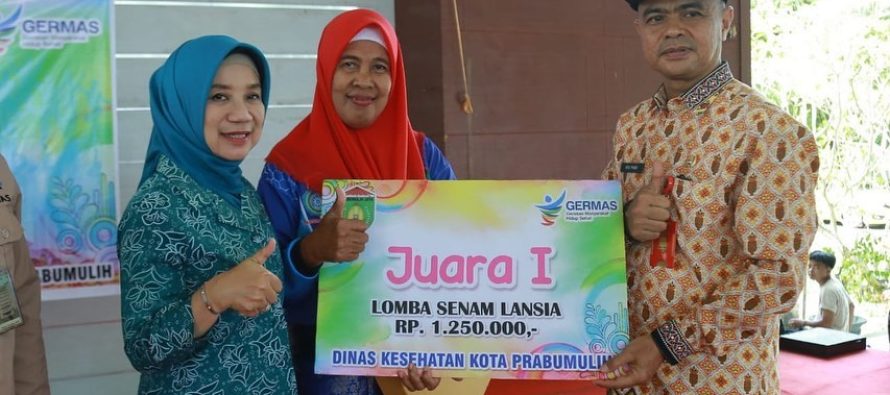 PENGUMUMAN DAN PENYERAHAN REWARD LOMBA SENAM LANSIA KOTA PRABUMULIH 2023
