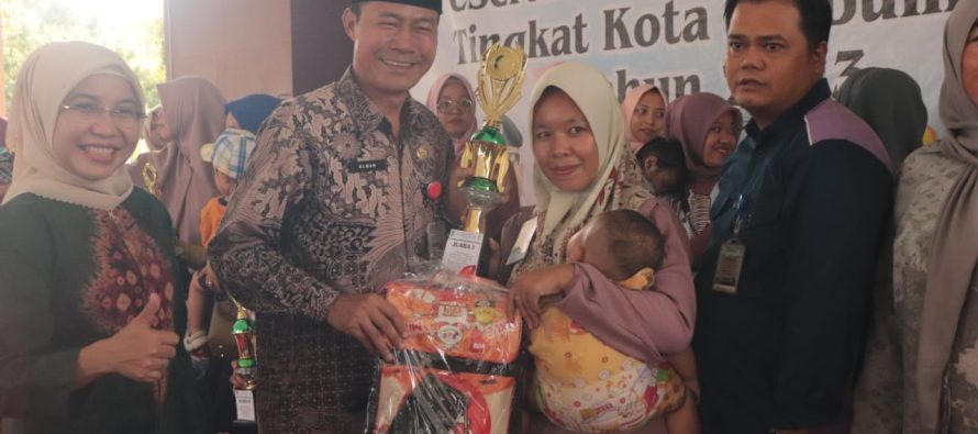 PENGUMUMAN DAN PENYERAHAN REWARD LOMBA BALITA SEHAT KOTA PRABUMULIH 2023