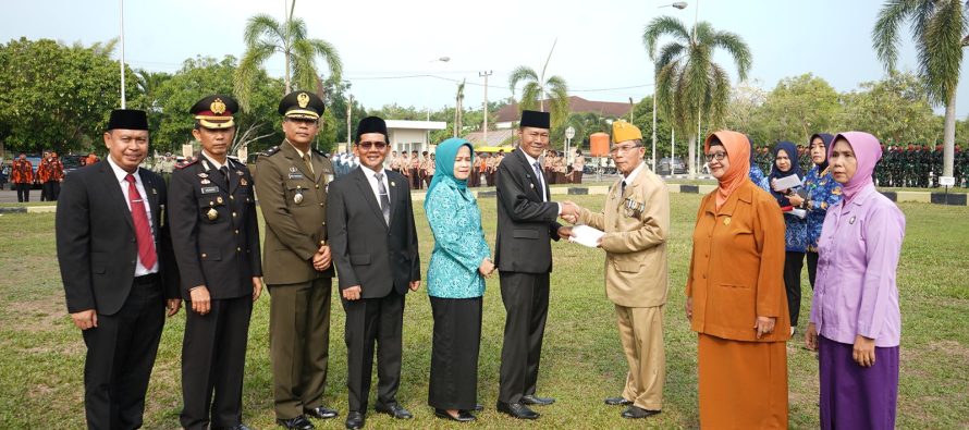 Upacara Peringatan Hari Pahlawan di Halaman Kota Prabumulih