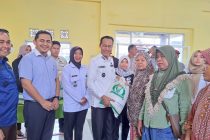 Pj.Walikota Prabumulih H.Elman,ST.MM Launching Penyaluran Cadangan Pangan Pemerintah ( CPP) Tahap II bulan mei 2024