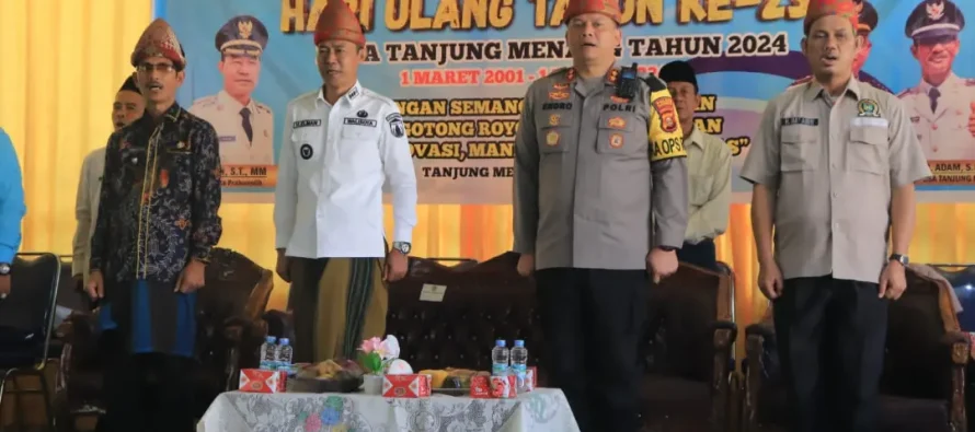 Penjabat Walikota Prabumulih H. Elman, ST, MM menghadiri peringatan HUT ke-23 tahun Desa Tanjung Menang