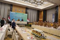Penjabat Walikota Prabumulih H. Elman, ST, M.M Menghadiri Rapat Koordinasi dan High Level Meeting