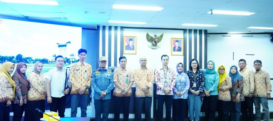 RAPAT EVALUASI PENGGUNAAN ALAT PEREKAM TRANSAKSI (TAPPING BOX)