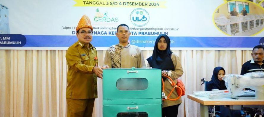 Pembukaan Pembekalan Pemberian Bantuan Hibah Kepada Peserta Pelatihan di Disnaker