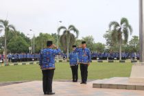 Upacara Peringatan HUT Ke-53 KORPRI Sekaligus Pemberian Penghargaan Satya Lencana Karya Satya