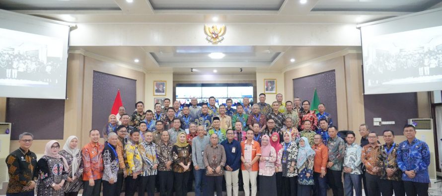 Policy Brief – Transformasi Penyelenggaraan Layanan Publik untuk Meningkatkan Daya Saing Global