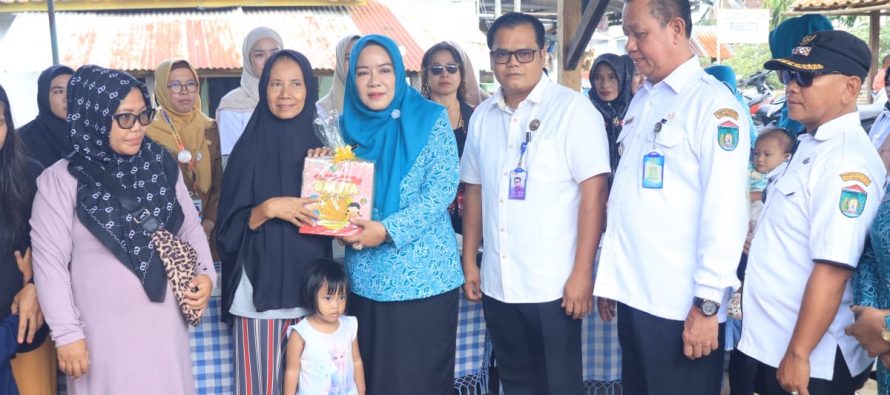 Hj. Linda Arlan Kawal Tumbuh Kembang Anak Lewat Posyandu Garuda dan Posyandu Cendrawasih Kelurahan Sukaraja
