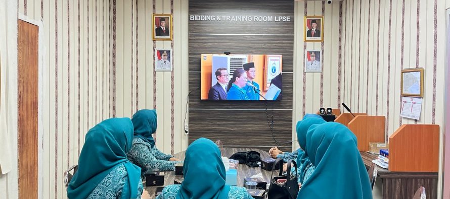 Ketua Umum Tim Penggerak PKK Pusat, Ny. Tri Tito Karnavian, secara resmi melantik Penjabat Ketua Tim Penggerak PKK dan Ketua Tim Pembina Posyandu Provinsi Kepulauan Bangka Belitung serta Papua Pegunungan