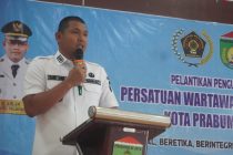 PEMKOT DUKUNG SINERGI DENGAN MEDIA DI ACARA PELANTIKAN PENGURUS PWI KOTA PRABUMULIH