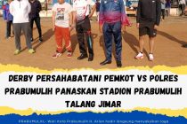 DERBY PERSAHABATAN PEMKOT VS POLRES PRABUMULIH PANASKAN STADION PRABUMULIH TALANG JIMAR