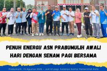 PENUH ENERGI! ASN PRABUMULIH AWALI HARI DENGAN SENAM PAGI BERSAMA
