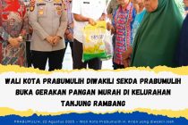 WALI KOTA PRABUMULIH DI WAKILI SEKDA PRABUMULIH BUKA GERAKAN PANGAN MURAH DI KELURAHAN TANJUNG RAMBANG