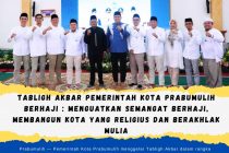 TABLIGH AKBAR PEMERINTAH KOTA PRABUMULIH BERHAJI : Menguatkan Semangat Berhaji, Membangun Kota yang Religius dan Berakhlak Mulia
