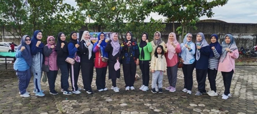 Senam Pagi Bersama Masyarakat Kota Prabumulih di Stadion Talang Jimar