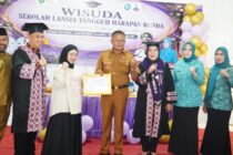 Wali Kota Prabumulih Hadiri Wisuda Sekolah Lansia Tangguh Harapan Bunda, Wujudkan Lansia Sehat , Aktif dan Berdaya