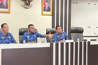 WALI KOTA PRABUMULIH PIMPIN RAKOR CAMAT, LURAH DAN KEPALA DESA BAHAS PENGELOLAAN LAHAN