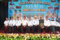 Wakil Wali Kota Prabumulih Lepas Siswa Kelas IX SMP Negeri 8 Prabumulih