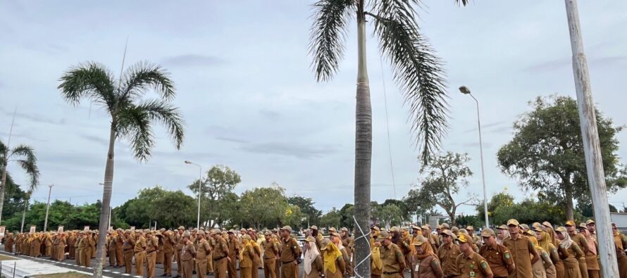 Apel Mingguan Pemkot Prabumulih, Sekda Tekankan Kekompakan, Pelayanan Prima, dan Disiplin ASN