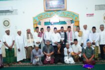 Kadiskominfo Prabumulih Wakili Wali Kota Serahkan Hewan Kurban di Masjid Babun Ni’mah Wonosari