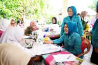 Pembinaan 10 Program Pokok PKK di Kelurahan Sindur dan Kelurahan Cambai