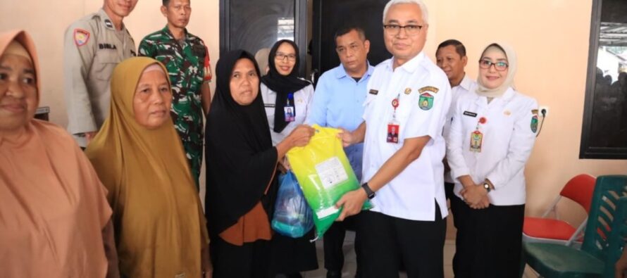 Pasar Murah Di Desa Muara Sungai, Pemkot Prabumulih Bantu Masyarakat Penuhi Kebutuhan Pokok Dengan Harga Terjangkau