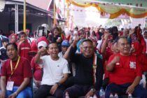 Semarak HUT RI Ke-81, Wali Kota Prabumulih H. Arlan Lepas dan Ikuti Jalan Santai Bersama Warga Muntang Tapus