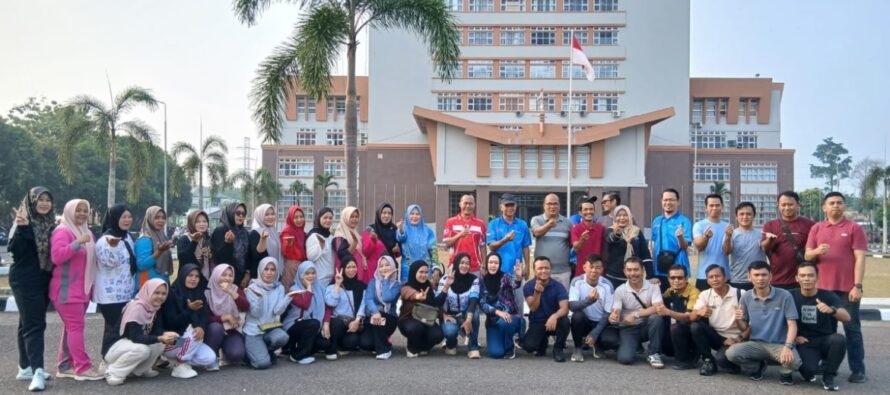 Jaga Kebugaran dan Kekompakan, Sekda Prabumulih Senam Pagi Bersama ASN